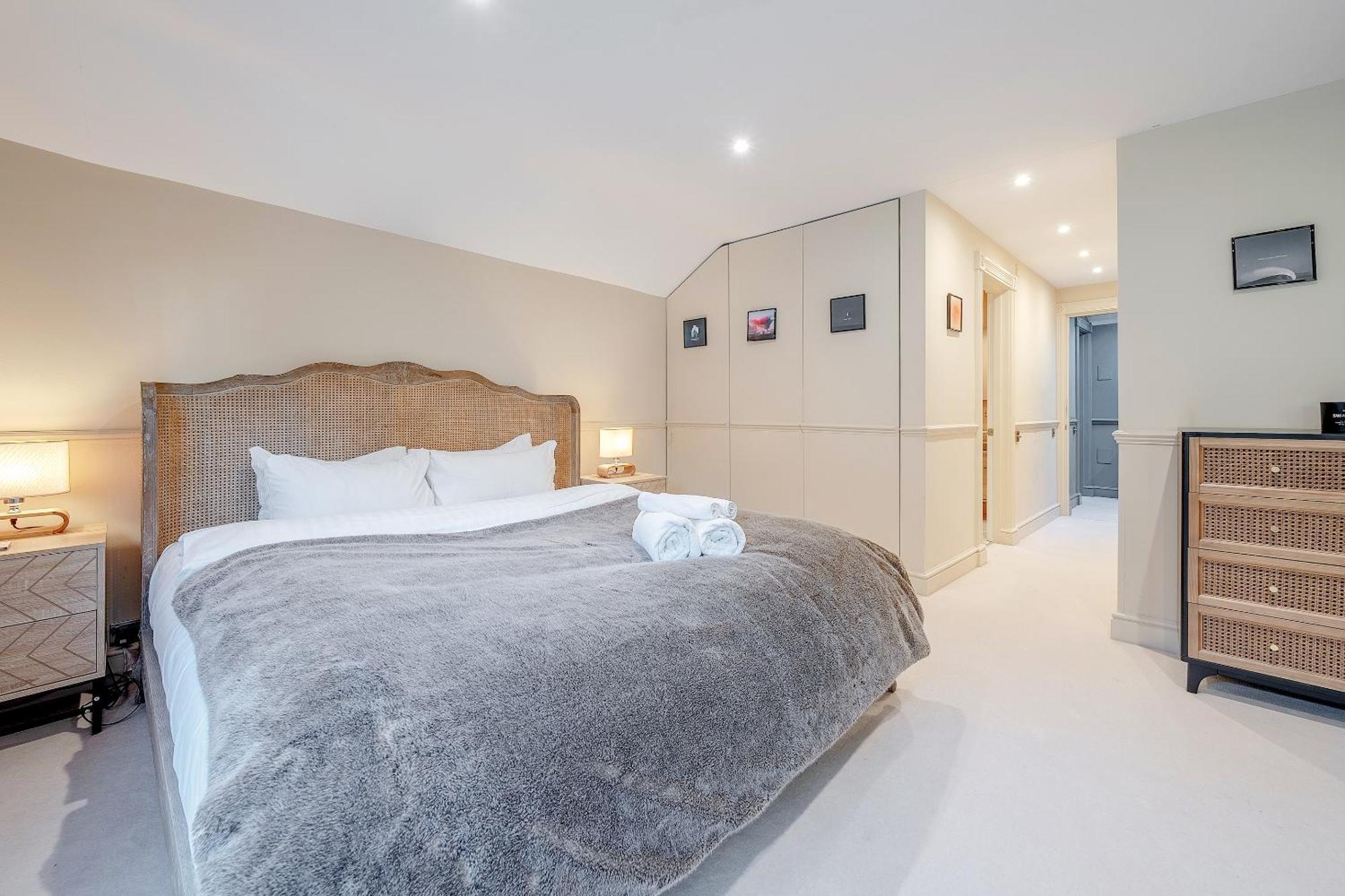 Fabulous Oasis For Unique Experience In Clapham Holiday home *