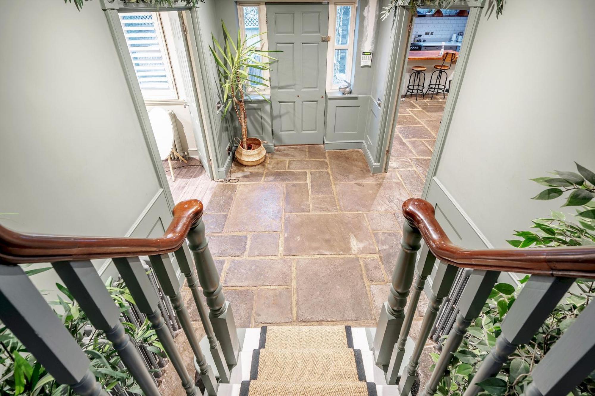 Fabulous Oasis For Unique Experience In Clapham Holiday home London